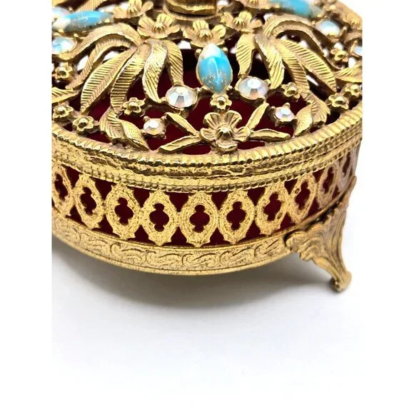 Vintage Cherub Gold Tone Footed Metal Jewelry or Trinket Box w/ embellished lid - Picture 2 of 8